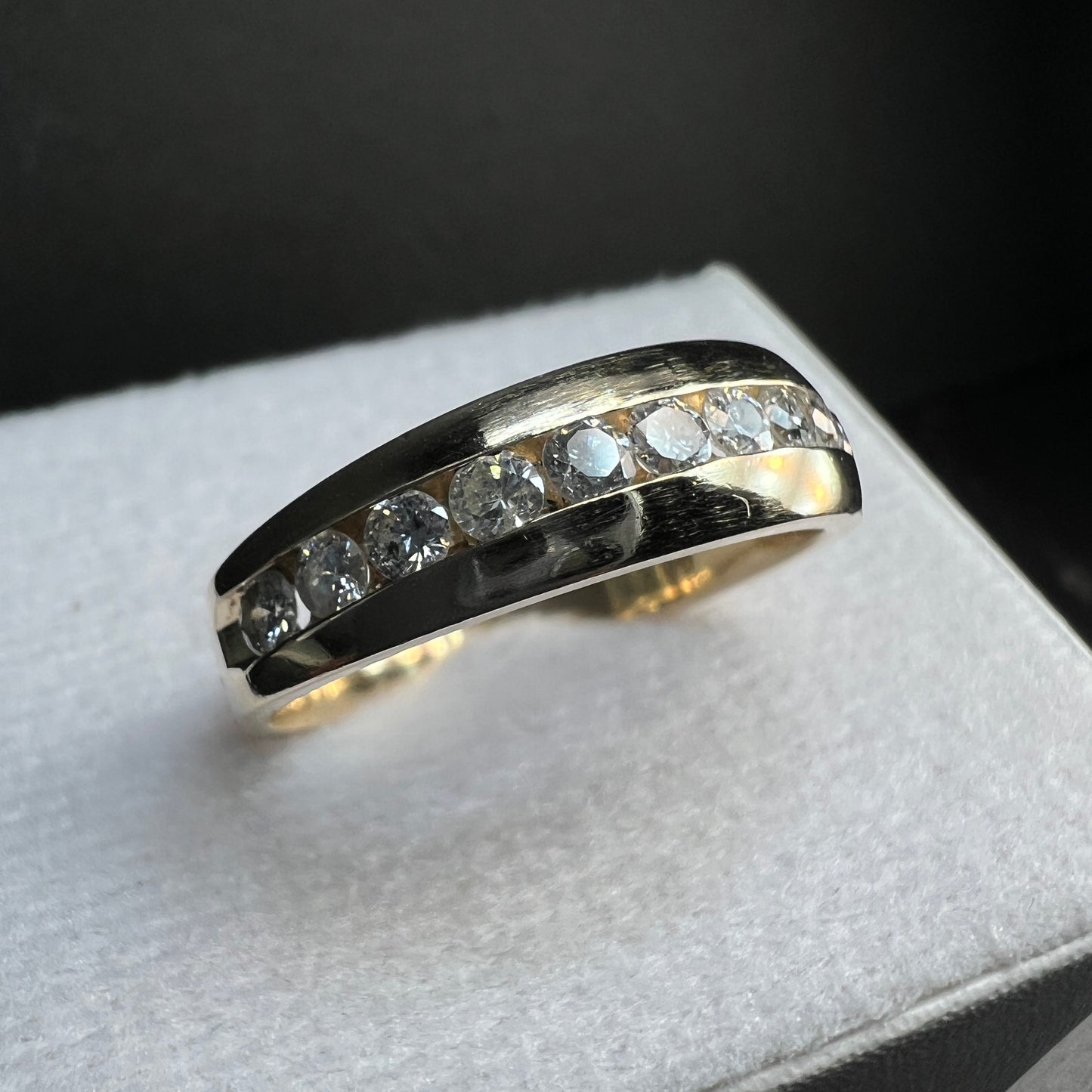 Anillo Churumbela Oro Amarillo con Diamantes Naturales 1.04ct