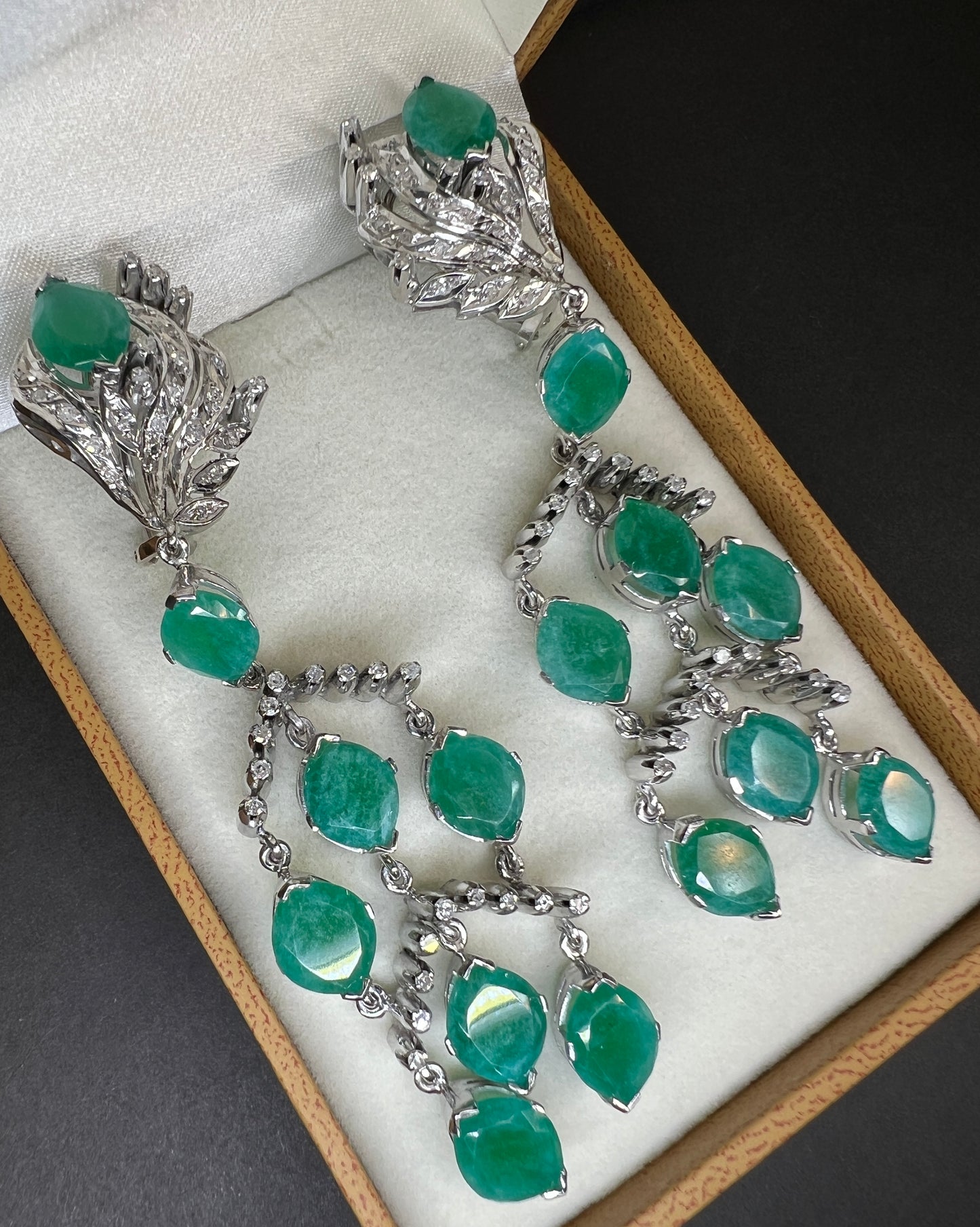 Aretes Plata Paladio Cuarcitas con Diamantes Naturales 0.86ct Certificado GIA