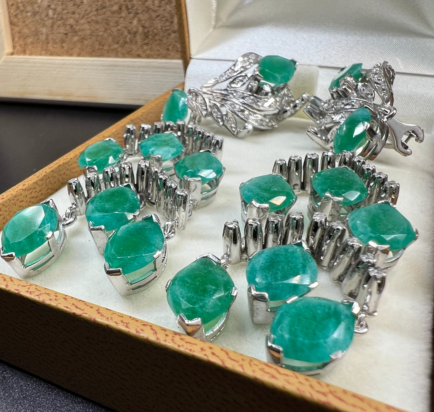 Aretes Plata Paladio Cuarcitas con Diamantes Naturales 0.86ct Certificado GIA