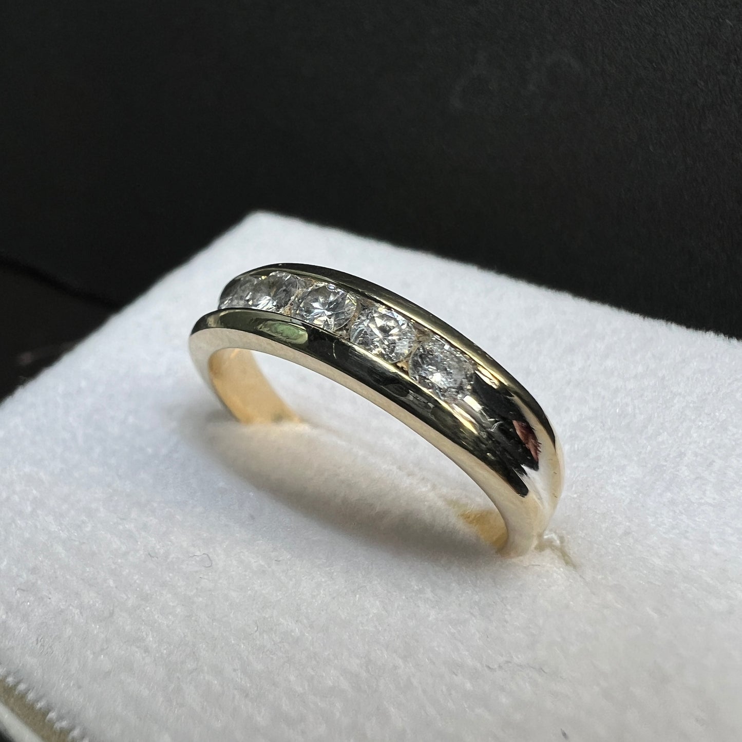 Anillo Churumbela Oro Amarillo con Diamantes Naturales 0.50ct