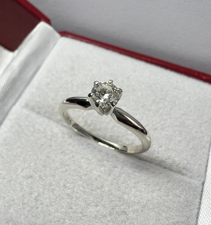 Anillo de Compromiso Oro Blanco con Diamante Natural 0.26ct