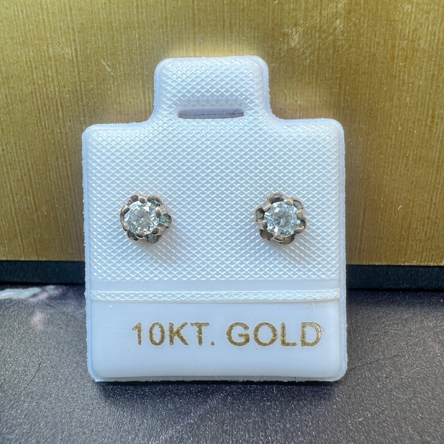 Broqueles con Zirconia Oro Sólido 10kt