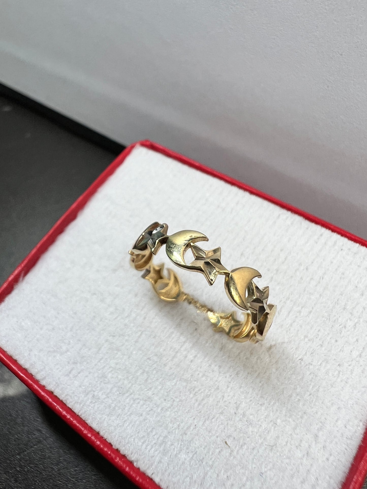 Anillo Lunea y Estrella Oro Sólido 10kt.