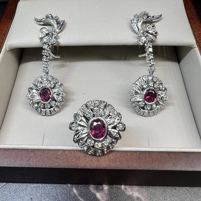 Juego de Anillo y Aretes de Plata Paladio con Rubies y Diamantes Naturales 1.68ct