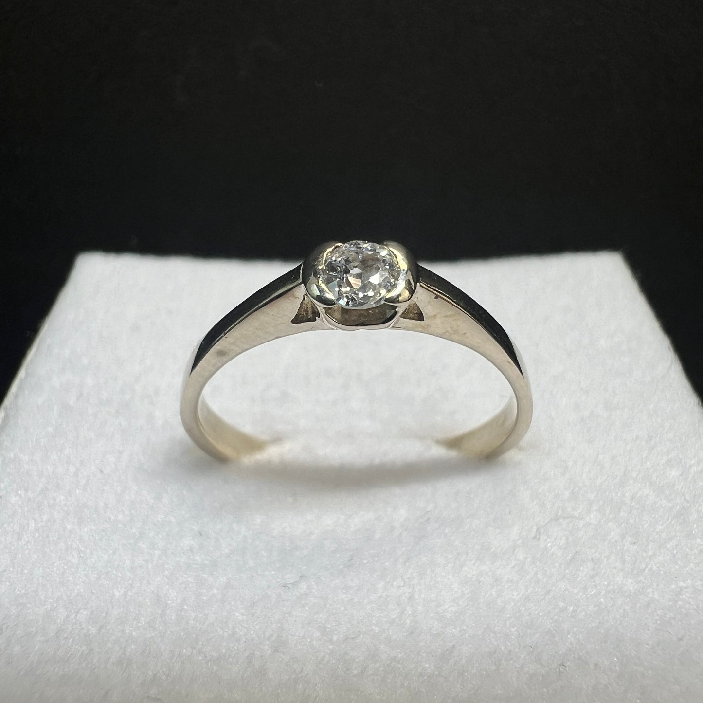 Anillo de Compromiso Oro Blanco y Diamante Natural 0.15ct