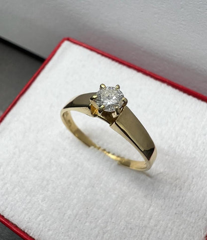 Anillo de Compromiso Oro Amarillo con Diamante Natural 0.20ct