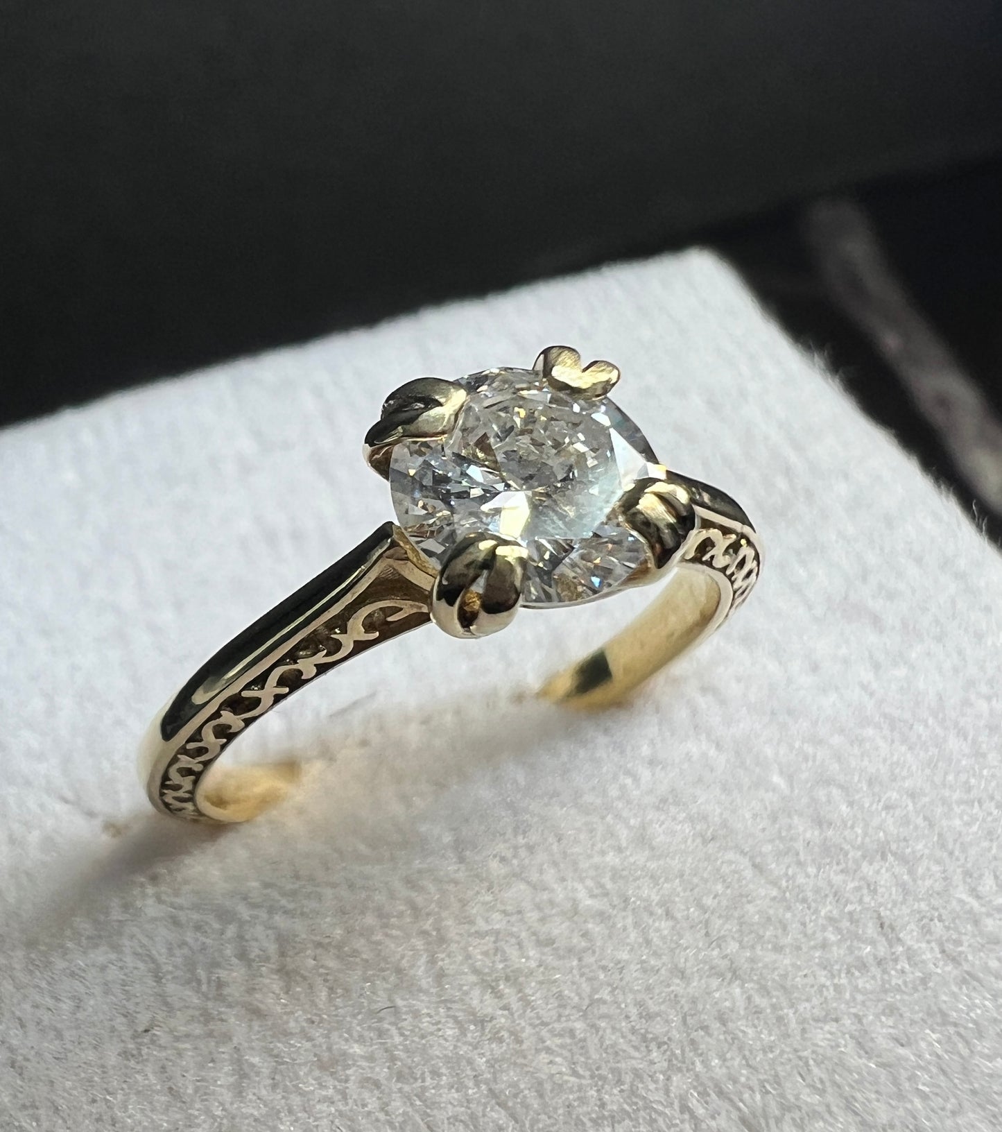 Anillo de Compromiso Oro Amarillo con Diamante Natural 0.85ct