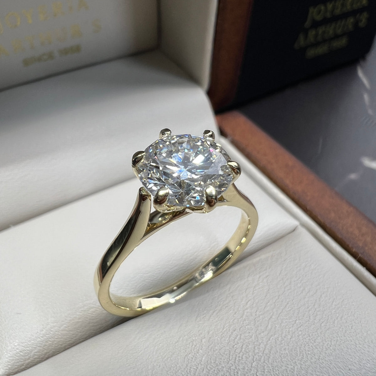 Anillo de Compromiso Oro Amarillo 14k Diamante de Laboratorio Brillante 2.00ct Certificado IGI