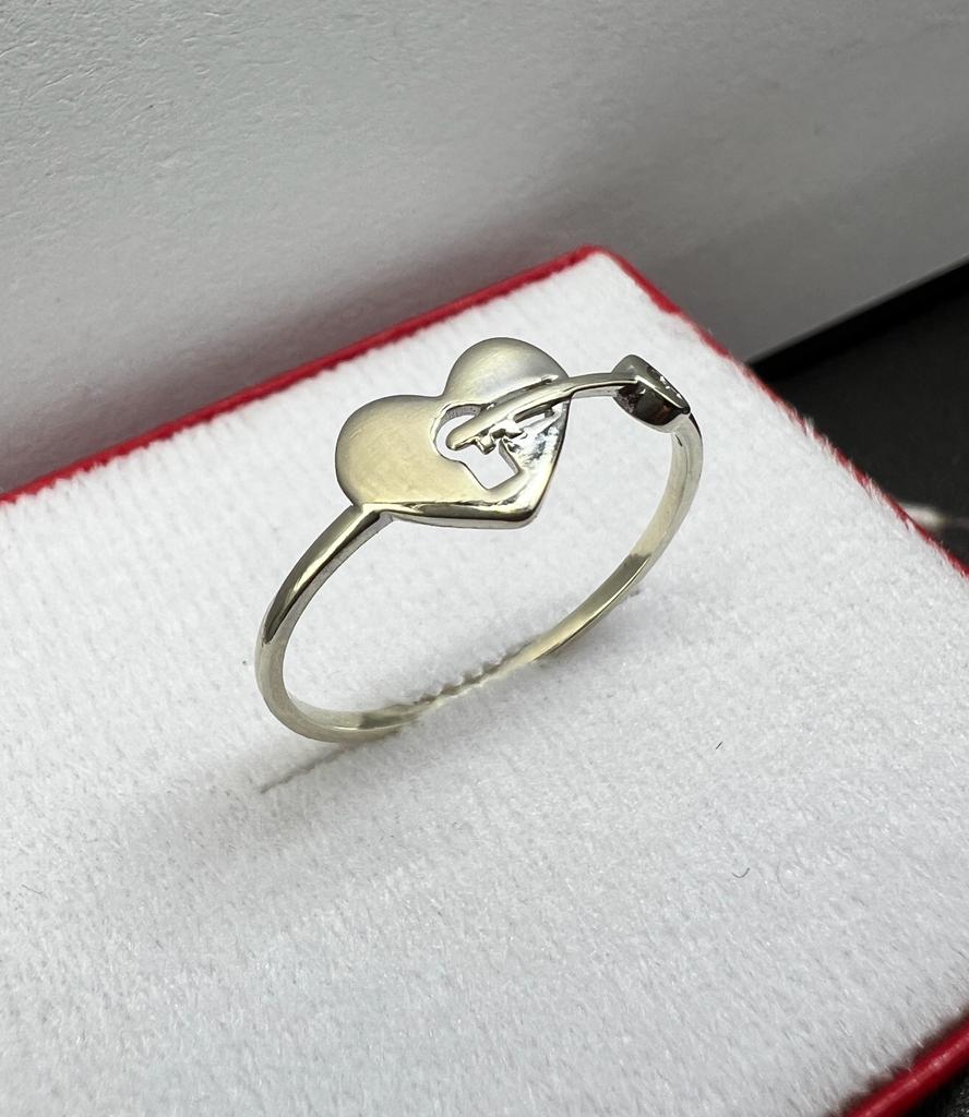 Anillo Corazón con Llave Oro Blanco 10kt