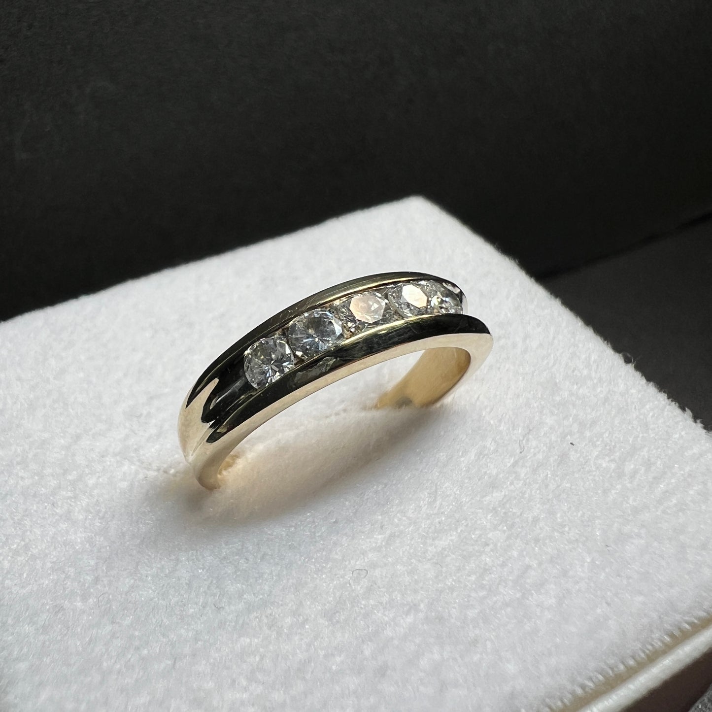 Anillo Churumbela Oro Amarillo con Diamantes Naturales 0.50ct