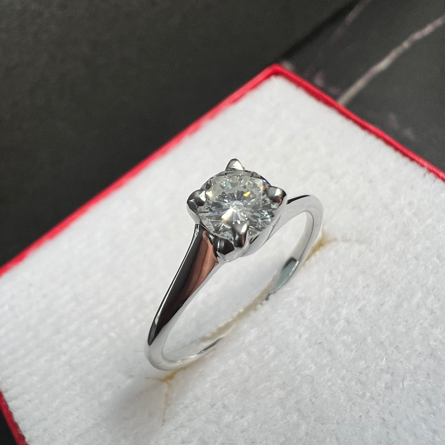 Anillo de Compromiso Oro Blanco con Diamante Natural 0.37ct