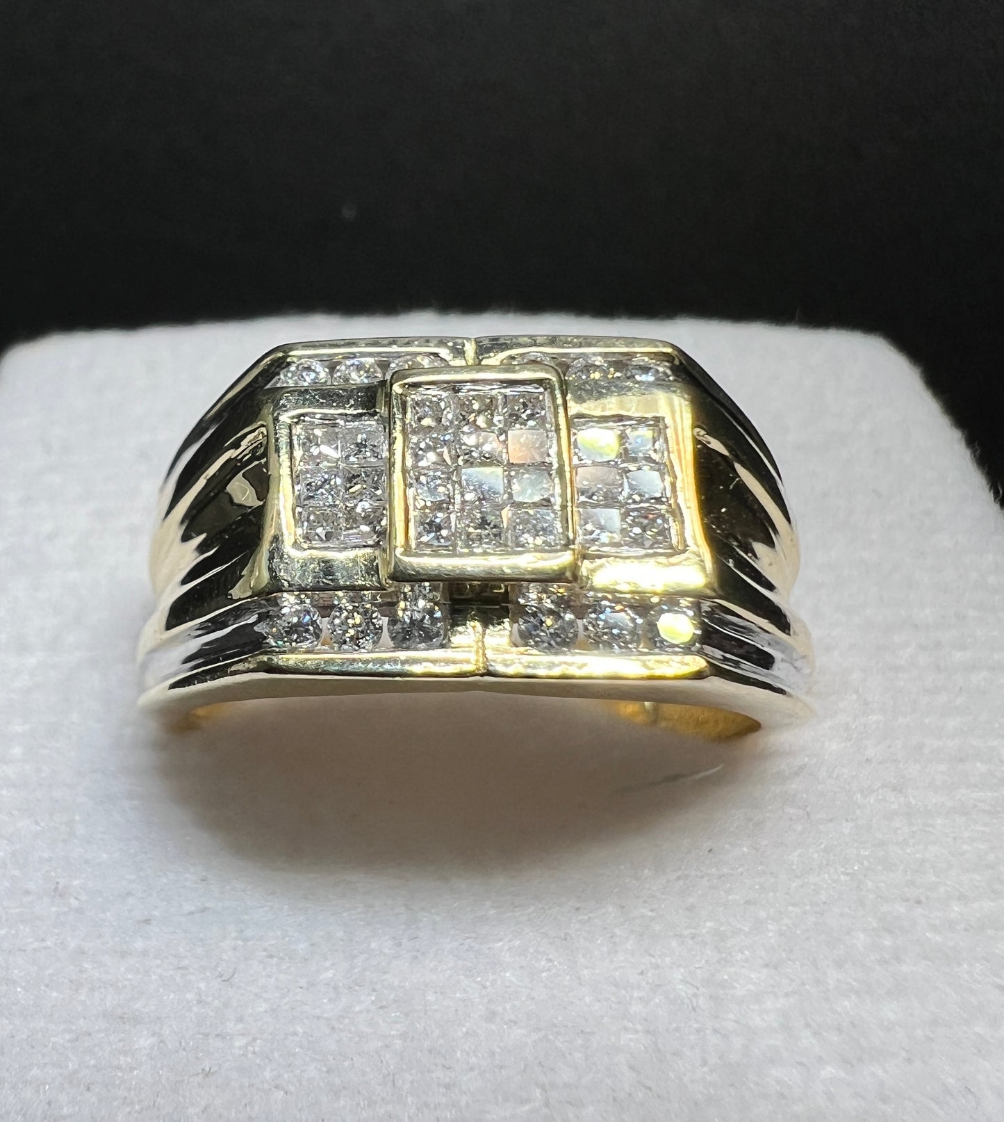 Anillo Oro con Diamantes Naturales 0.72ct