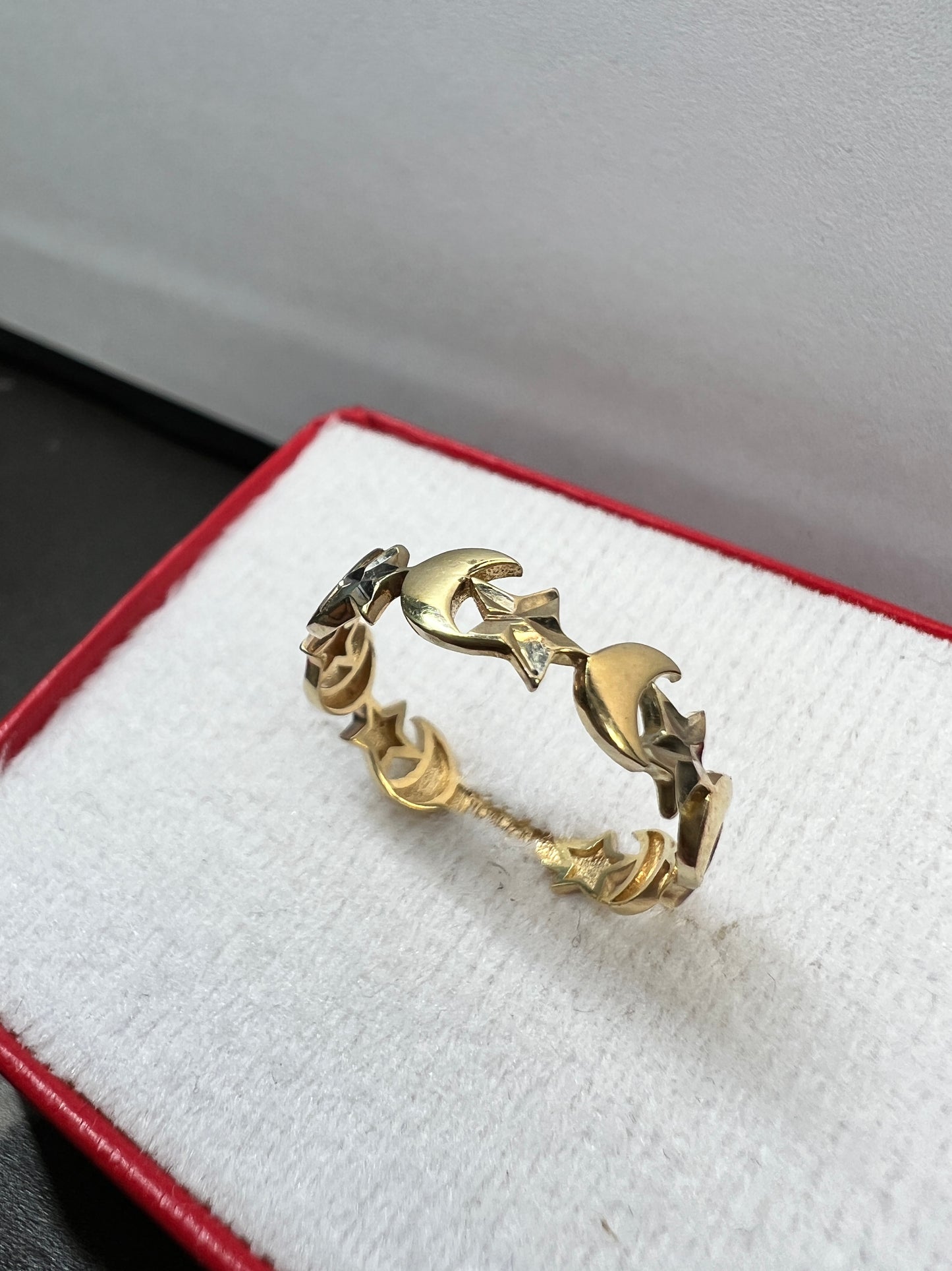 Anillo Lunea y Estrella Oro Sólido 10kt.