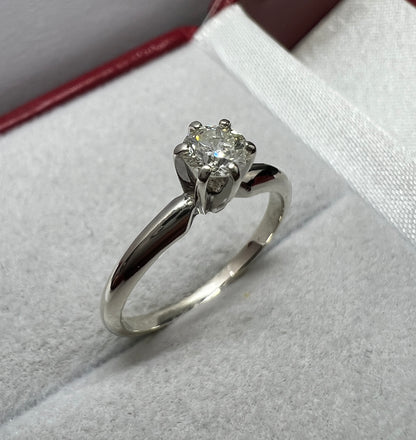 Anillo de Compromiso Oro Blanco con Diamante Natural 0.26ct