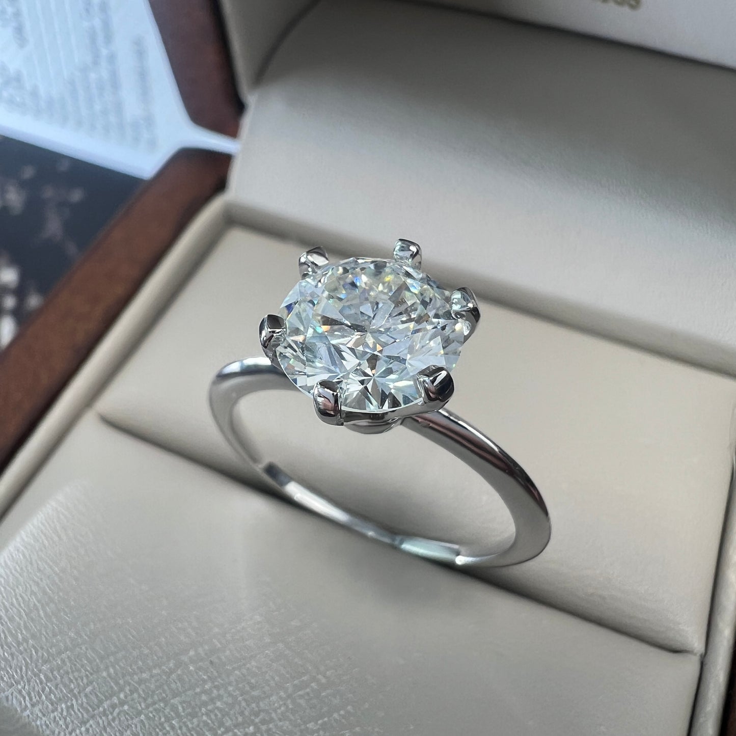 Anillo de Compromiso Oro Blanco 14k con Diamante Natural Certificado GIA 1.97ct