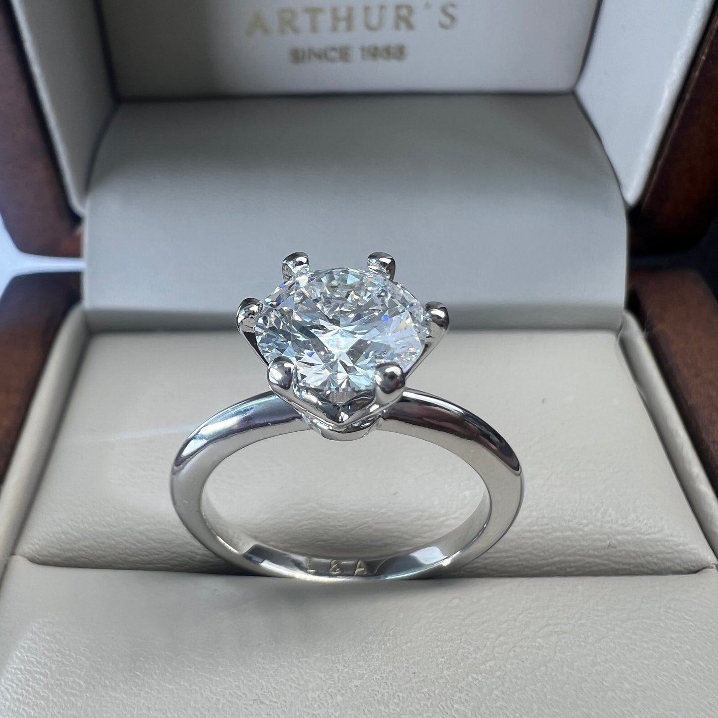 Anillo de Compromiso Oro Blanco 14k con Diamante de Laboratorio Certificado IGI 1.50ct