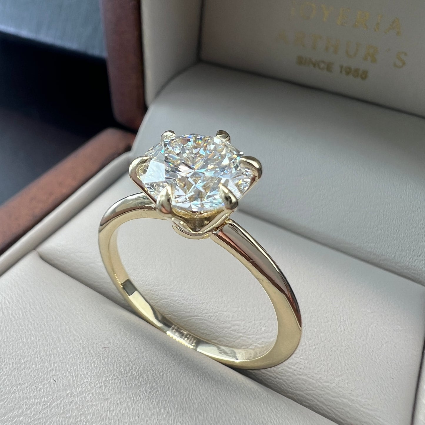 Anillo de Compromiso Oro Amarillo 14k con Diamante de Laboratorio Brillante 2.00ct Certificado IGI