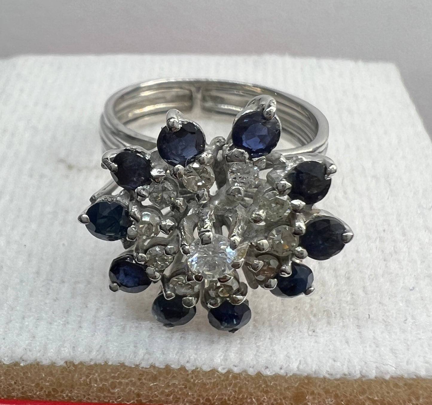 Anillo Plata Paladio con Zafiros y Diamantes Naturales 0.40ct