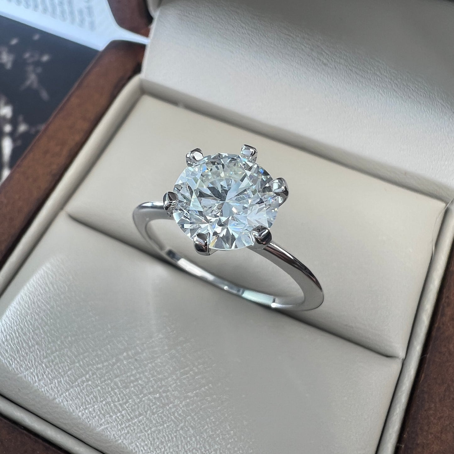 Anillo de Compromiso Oro Blanco 14k con Diamante Natural Certificado GIA 1.97ct