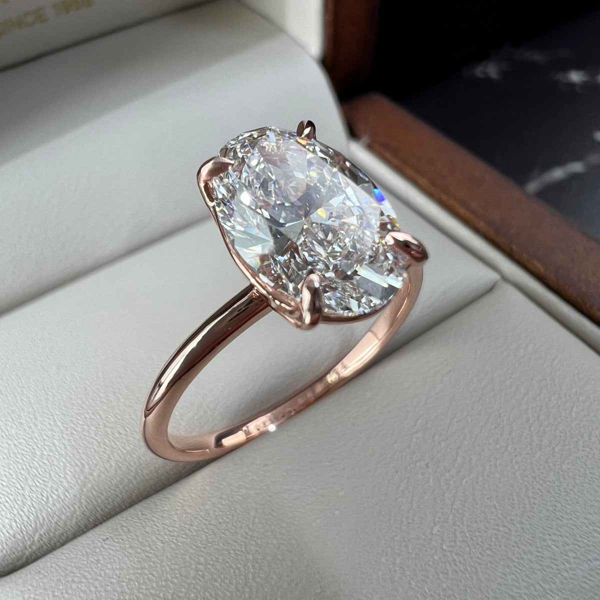 Anillo de Compromiso Oro Rosa 14k Diamante de Laboratorio Oval 2.00ct Certificado IGI