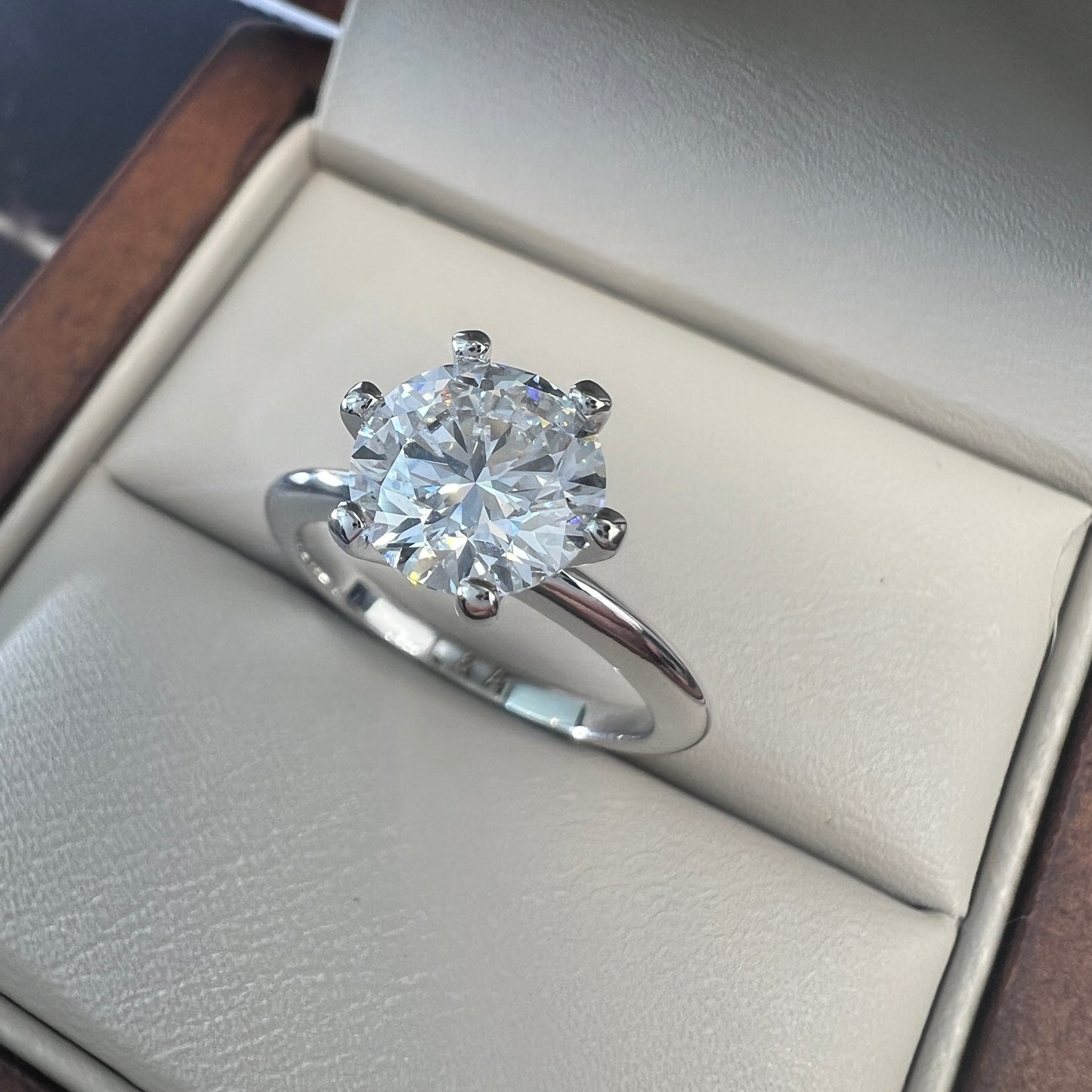 Anillo de Compromiso Oro Blanco 14k con Diamante de Laboratorio Certificado IGI 1.50ct
