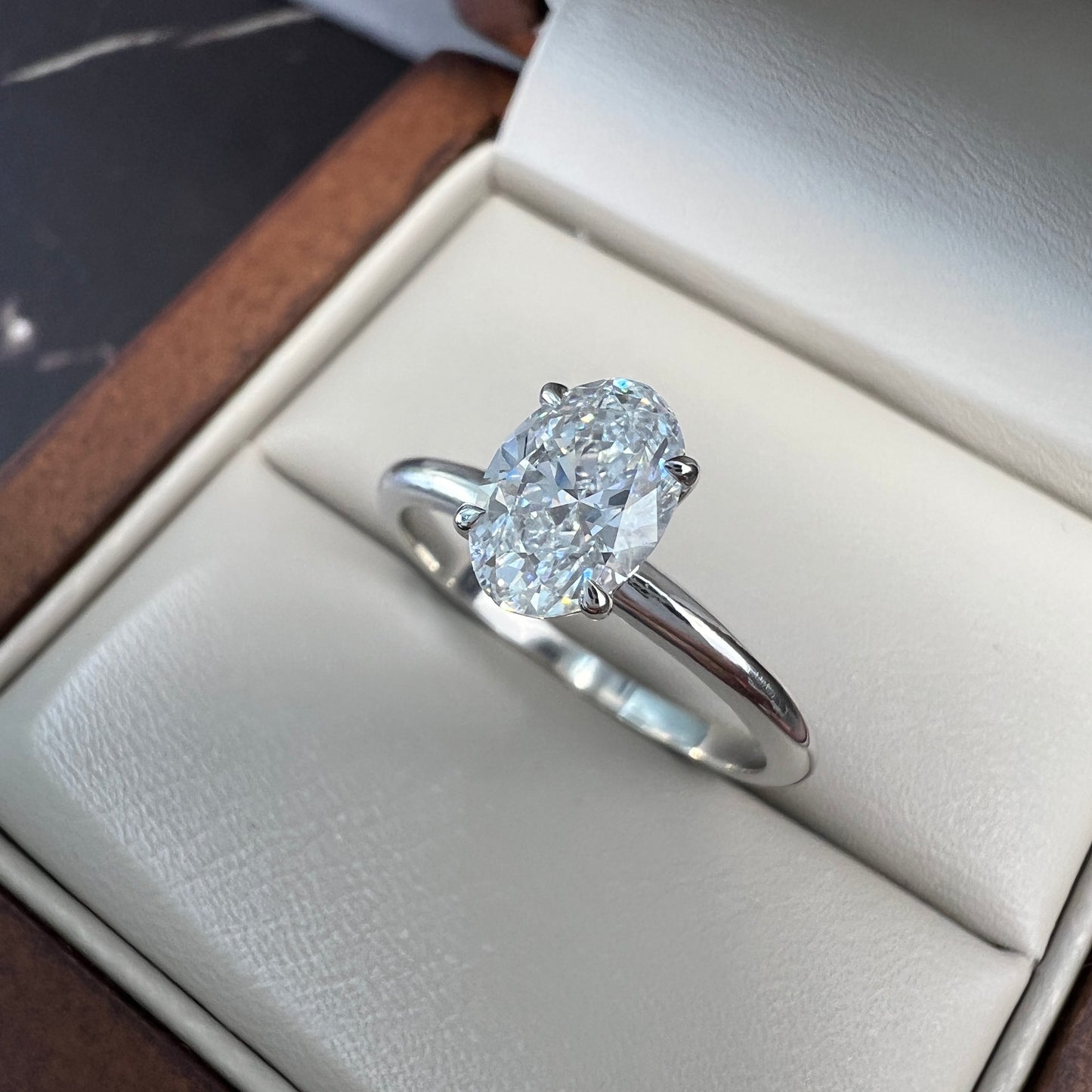 Anillo de Compromiso Oro Blanco 14k con Diamante de Laboratorio Ceritificado IGI 1.00ct