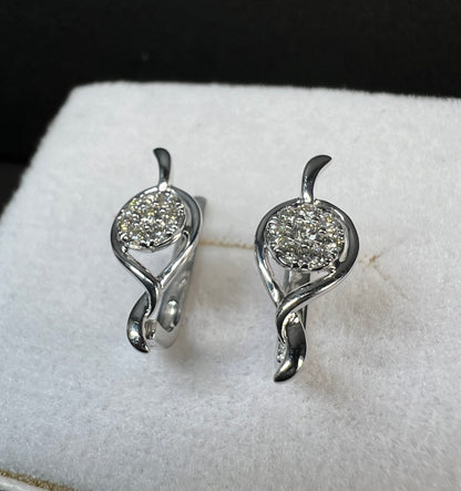 Aretes Oro Blanco con Diamantes Naturales 0.36ct