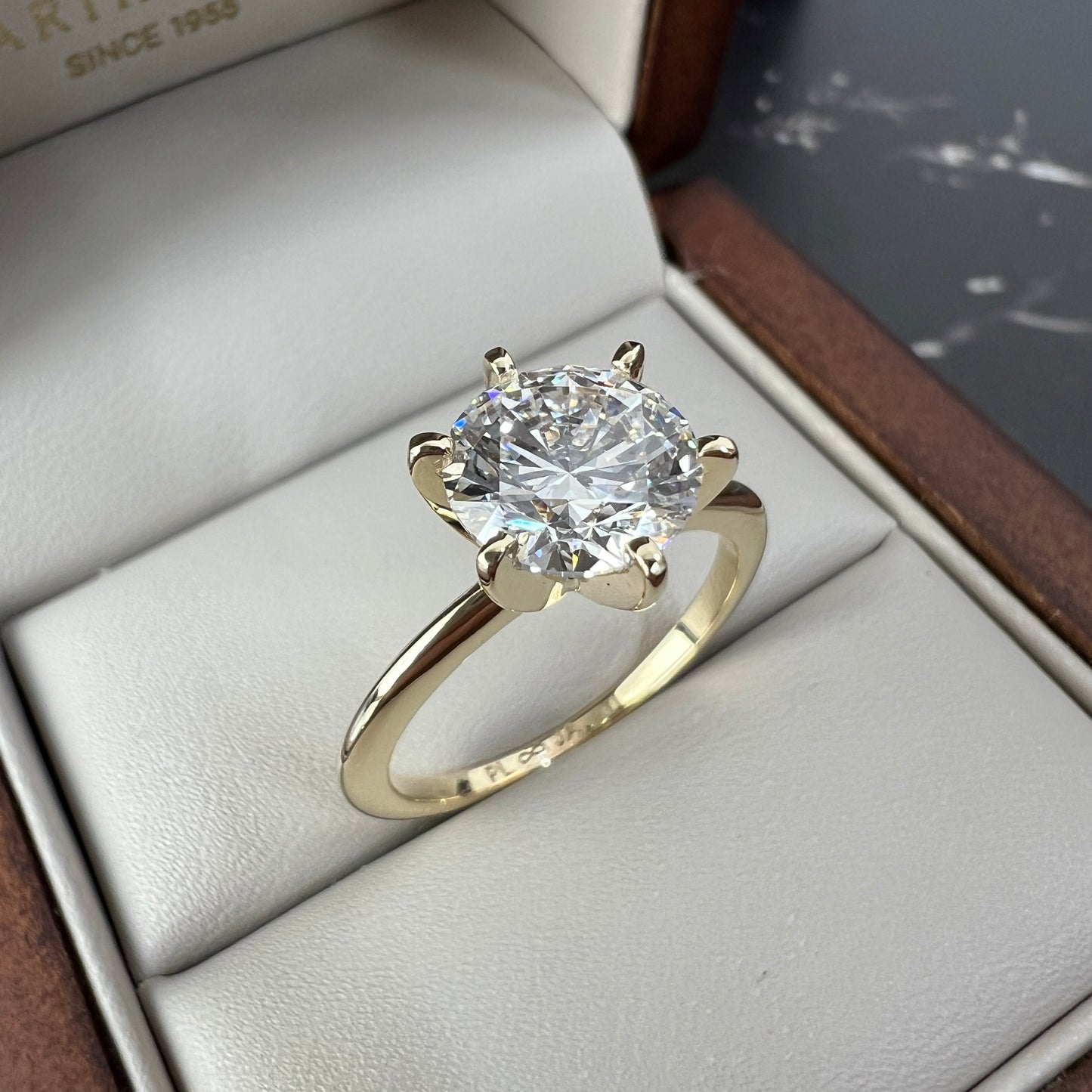 Anillo de Compromiso Oro Amarillo 14 con Diamante de Laboratorio Brillante 2.00ct Certificado IGI