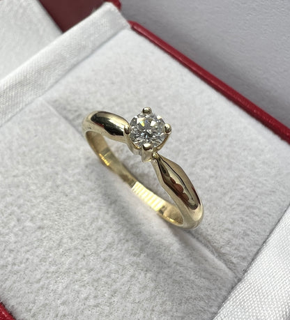 Anillo de Compromiso Oro Amarillo con Diamante Natural 0.25ct