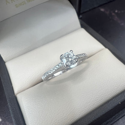 Anillo de Compromiso Oro Blanco 14k con Diamantes Naturales 0.35ct