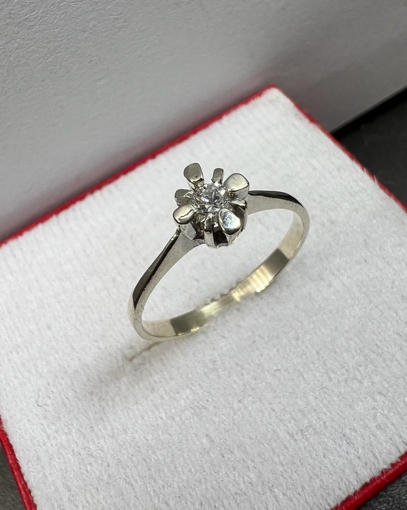 Anillo de Compromiso Oro Blanco con Diamante Natural 0.10ct