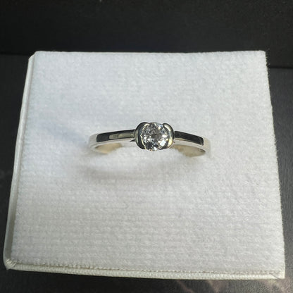 Anillo de Compromiso Oro Blanco y Diamante Natural 0.15ct