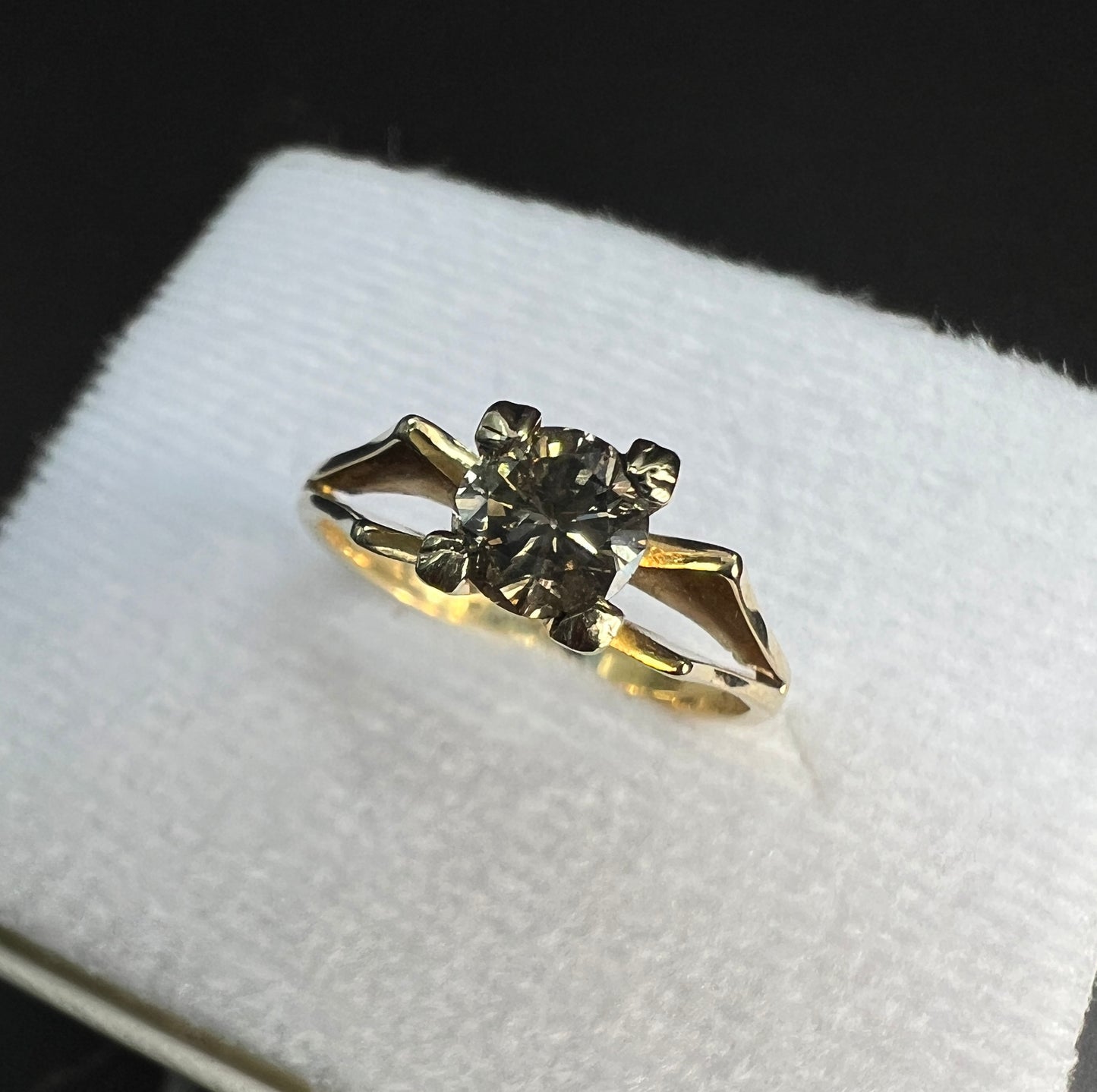 Anillo de Compromiso Oro Amarillo con Diamante Natural Champagne 0.45ct