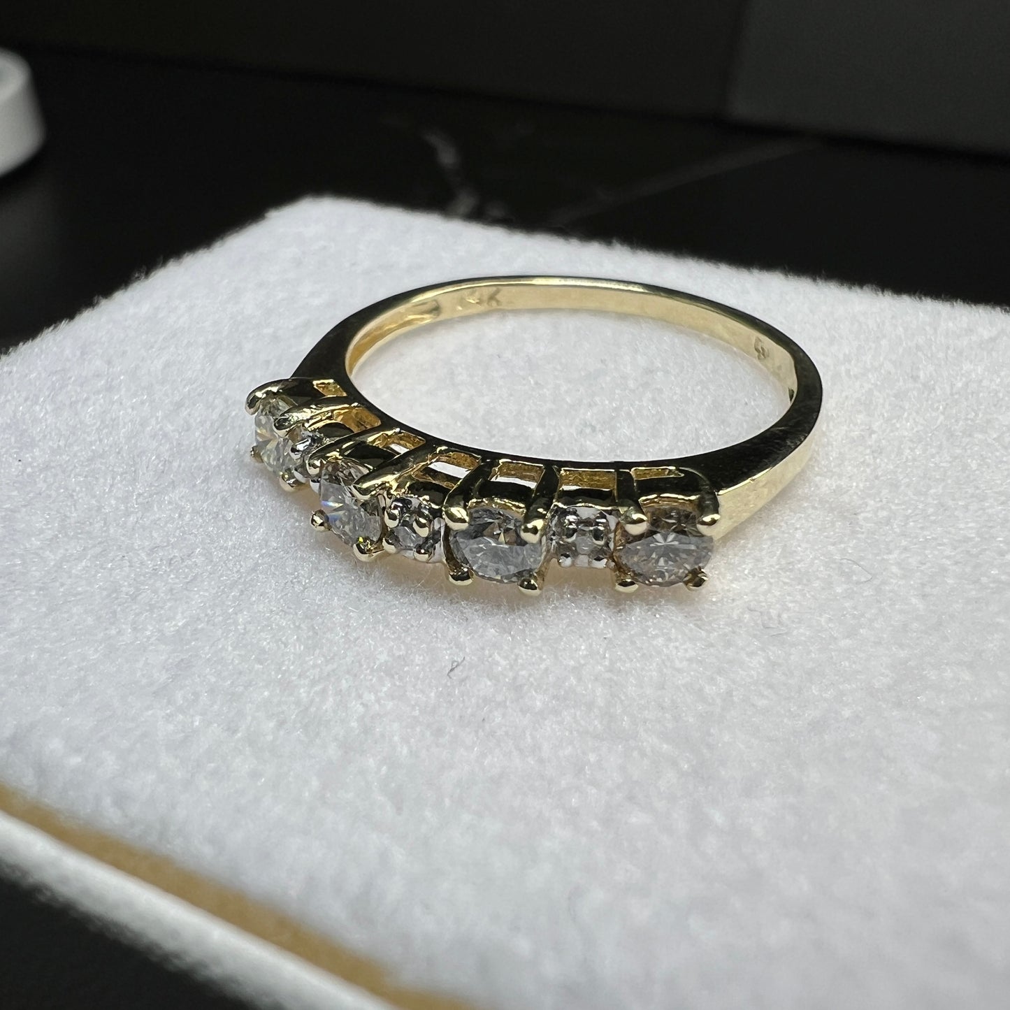 Anillo Churumbela Oro Amarillo con Diamantes Naturales 0.39ct