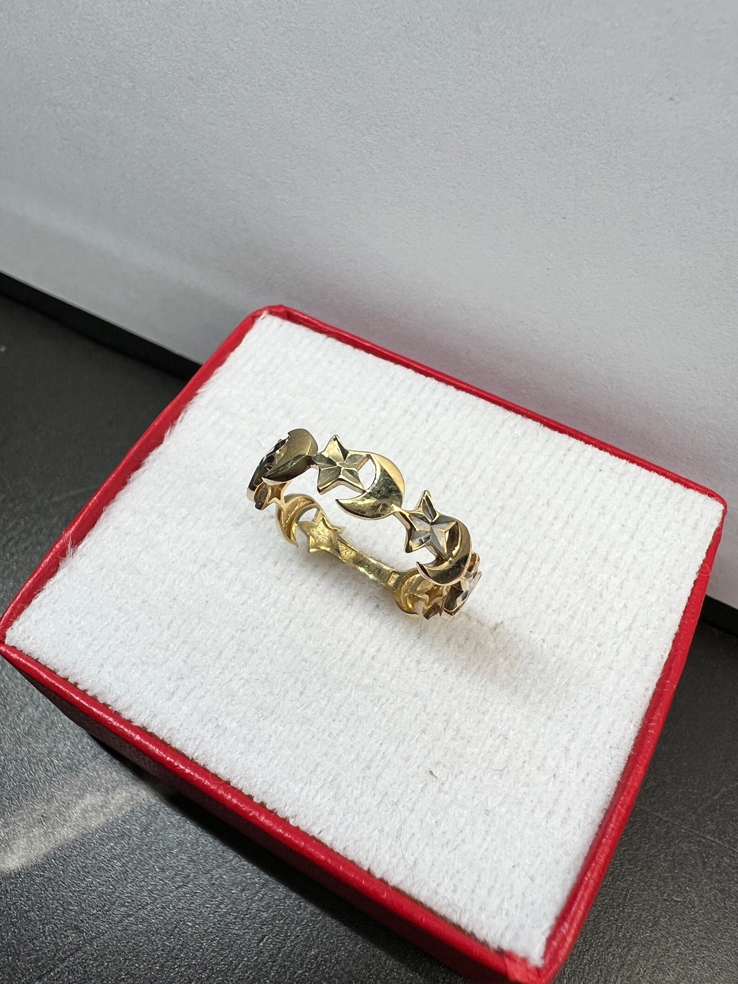 Anillo Lunea y Estrella Oro Sólido 10kt.