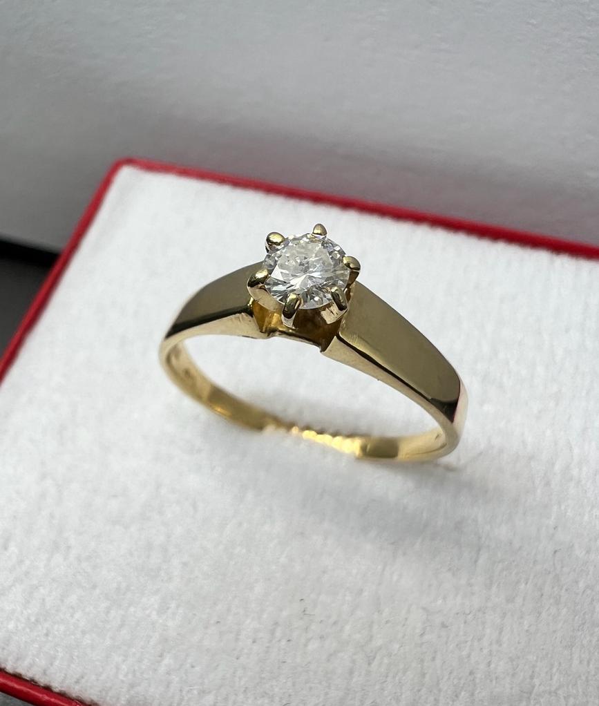 Anillo de Compromiso Oro Amarillo con Diamante Natural 0.20ct