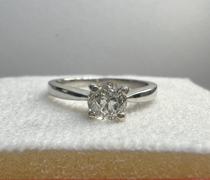 Anillo de Compromiso Oro Blanco con Diamante Natural 0.65ct