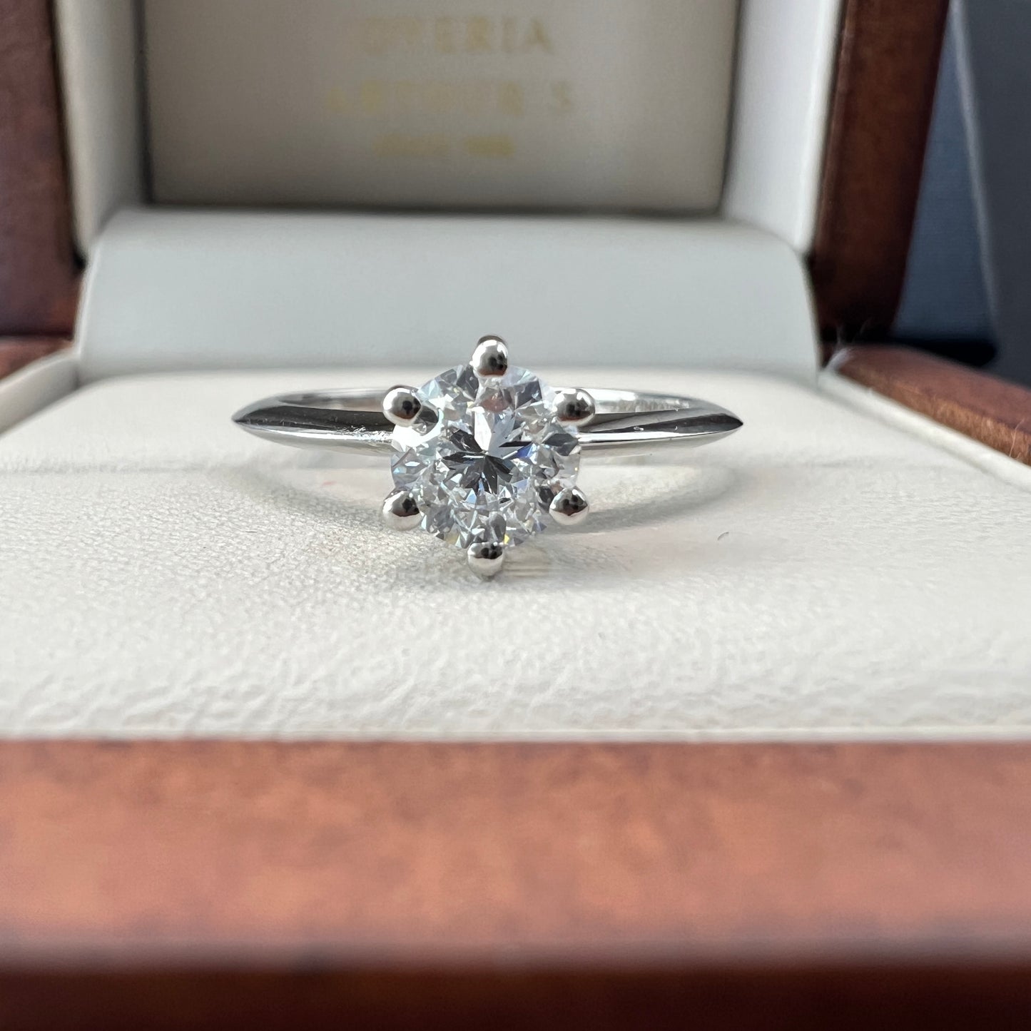 Anillo de Compromiso Oro Blanco de 14k con Diamante Natural Brillante 0.50ct Certificado GIA
