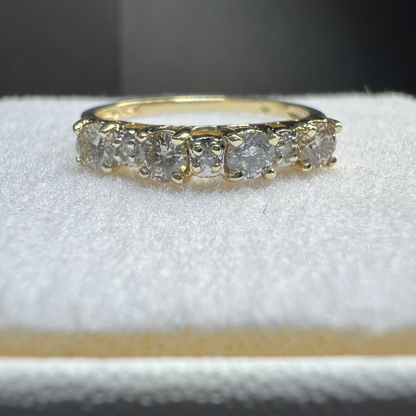 Anillo Churumbela Oro Amarillo con Diamantes Naturales 0.39ct