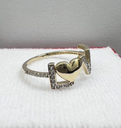 Anillo Love Oro Amarillo 10kt con zirconias