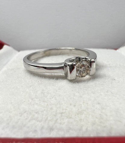 Anillo de Compromiso Oro Blanco con Diamante Natural 0.25ct