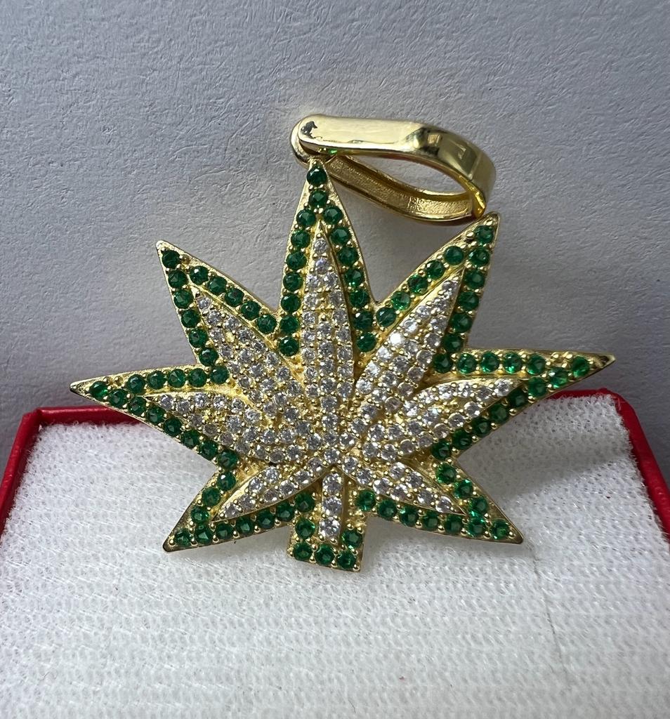 Dije Cannabis Oro Sólido 10kt con Zirconia