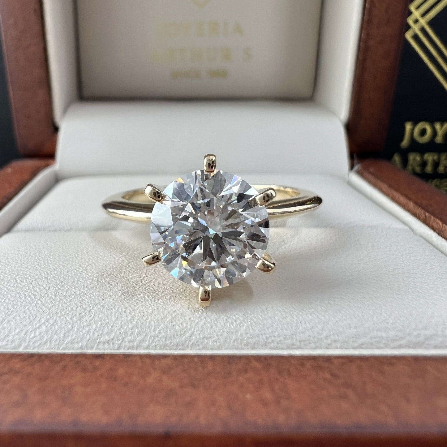 Anillo de Compromiso Oro Amarillo 14 con Diamante de Laboratorio Brillante 2.00ct Certificado IGI