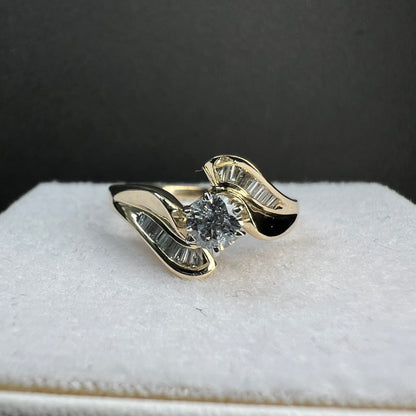Anillo de Compromiso Oro Amarillo con Diamantes Naturales 0.60ct