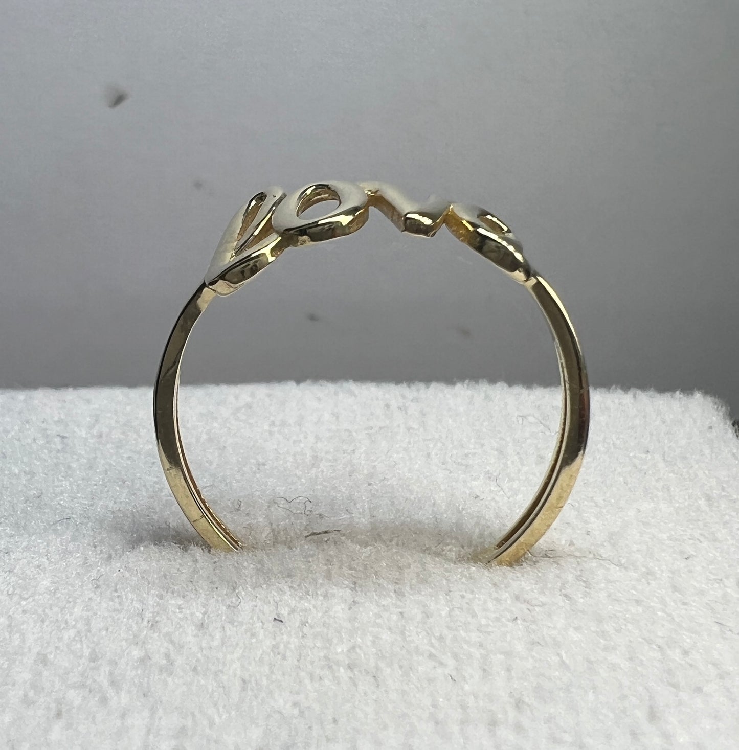 Anillo Love de Oro Sólido 10kt