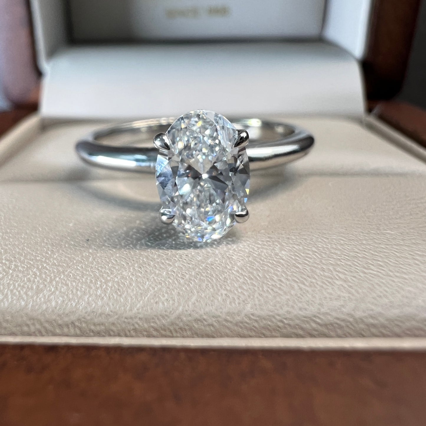 Anillo de Compromiso Oro Blanco 14k con Diamante de Laboratorio Ceritificado IGI 1.00ct