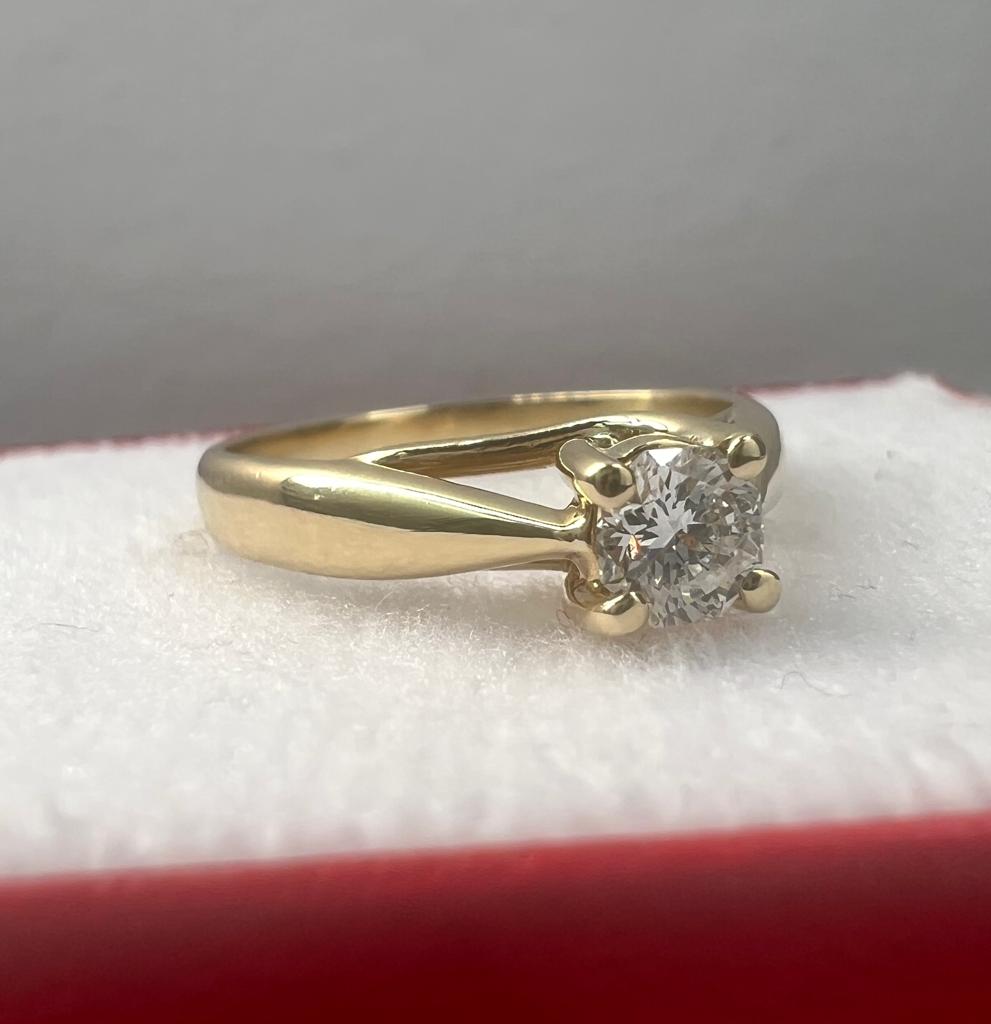 Anillo de Compromiso Oro Amarillo con Diamante Natural Octillion 0.32ct