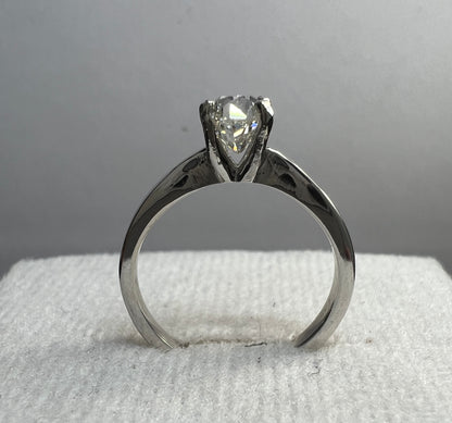 Anillo de Compromiso Oro Blanco con Diamante Natural 0.65ct