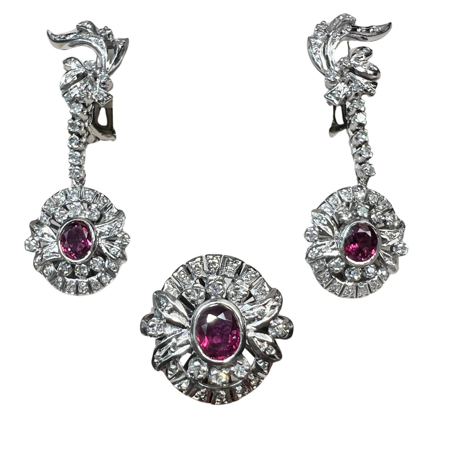 Juego de Anillo y Aretes de Plata Paladio con Rubies y Diamantes Naturales 1.68ct