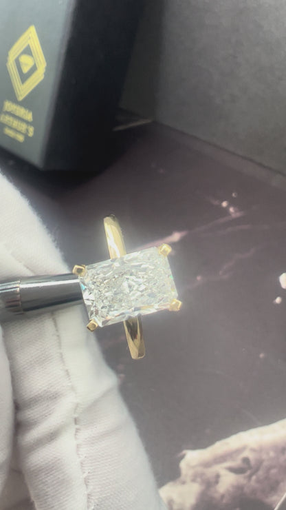 Anillo de Compromiso Oro Amarillo 14k con Diamante de Laboratorio Certificado IGI 2.52ct